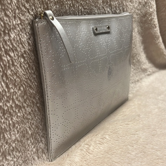 KATE SPADE Little Shiloh Silver Zippered Pouch from Beale Street Collection - Picture 4 of 12